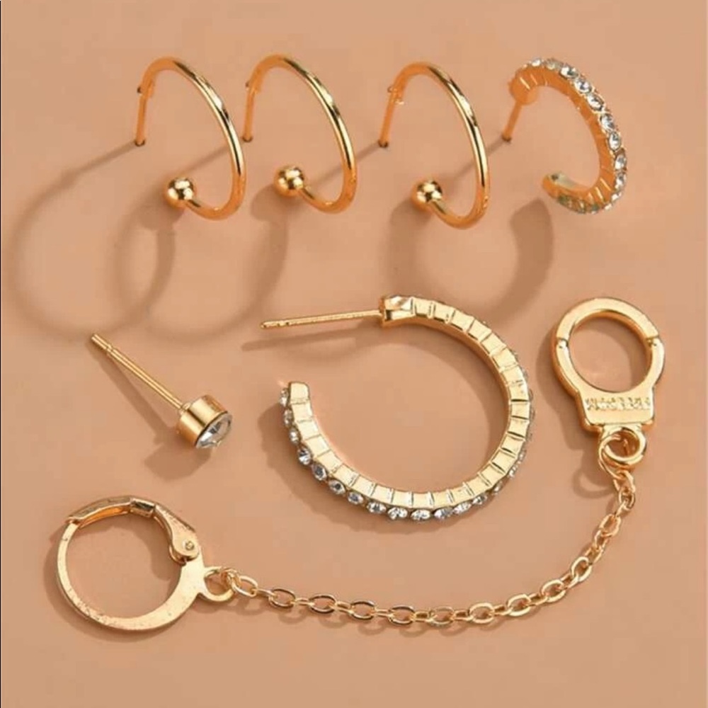 • Kyra • 7 Pc. Handcuff Rhinestone Set - Picture 3 of 4